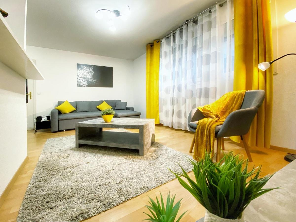 Apartment Centre Au Calme , Parking Prive Interieur Car Et Bike