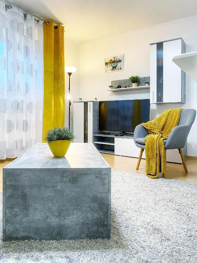 Centre Au Calme , Parking Prive Interieur Car Et Bike *